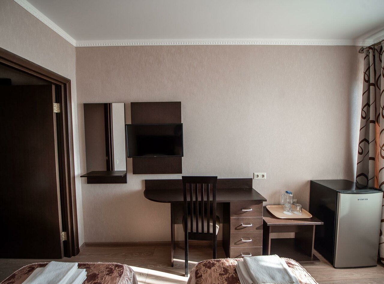 Гостиница Приморье Евпатория-99